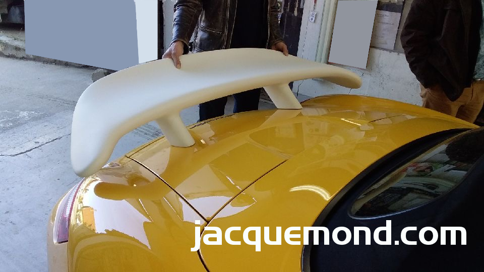 New Bloom rear wing for Porsche 987 by Jacquemond