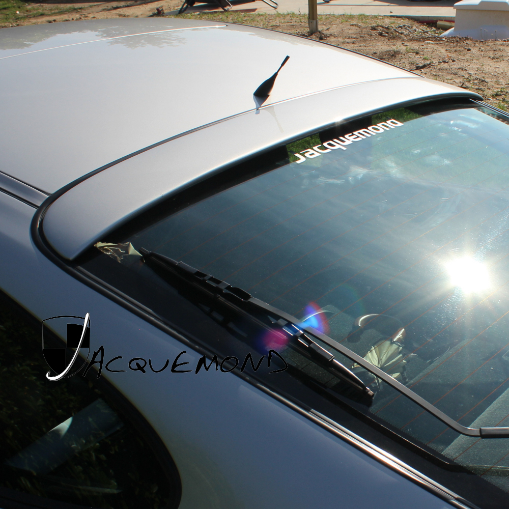Roof spoiler for Porsche 996 by Jacquemond.