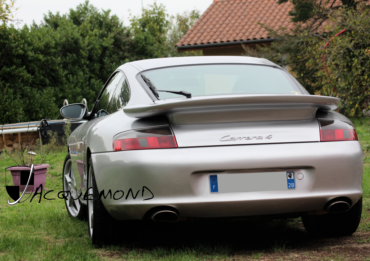 Darus rear wing for Porsche 996 by Jacquemond.