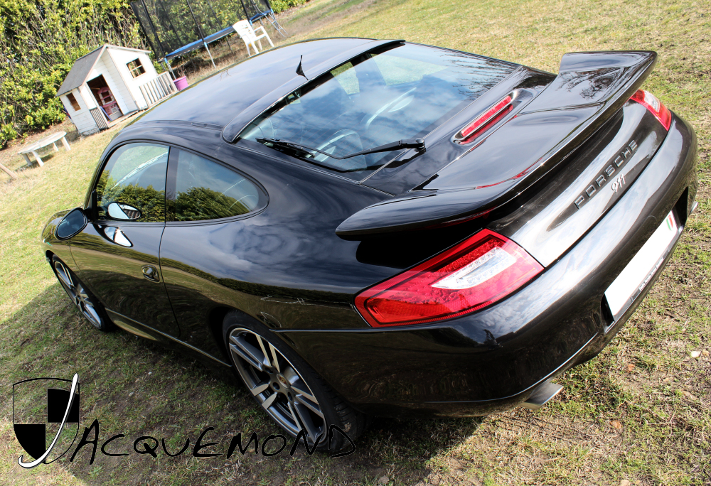 Darus rear wing for Porsche 996 by Jacquemond.