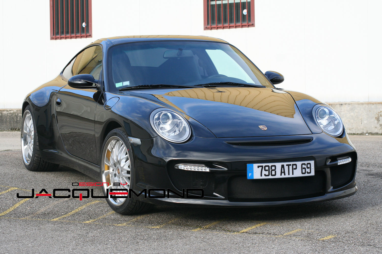 IENALarge widebody kit for Porsche 996 by Jacquemond